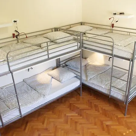 Hostal Yeti